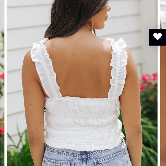 Adorable smocked White top from magnolia boutique size medium - Picture 5 of 10